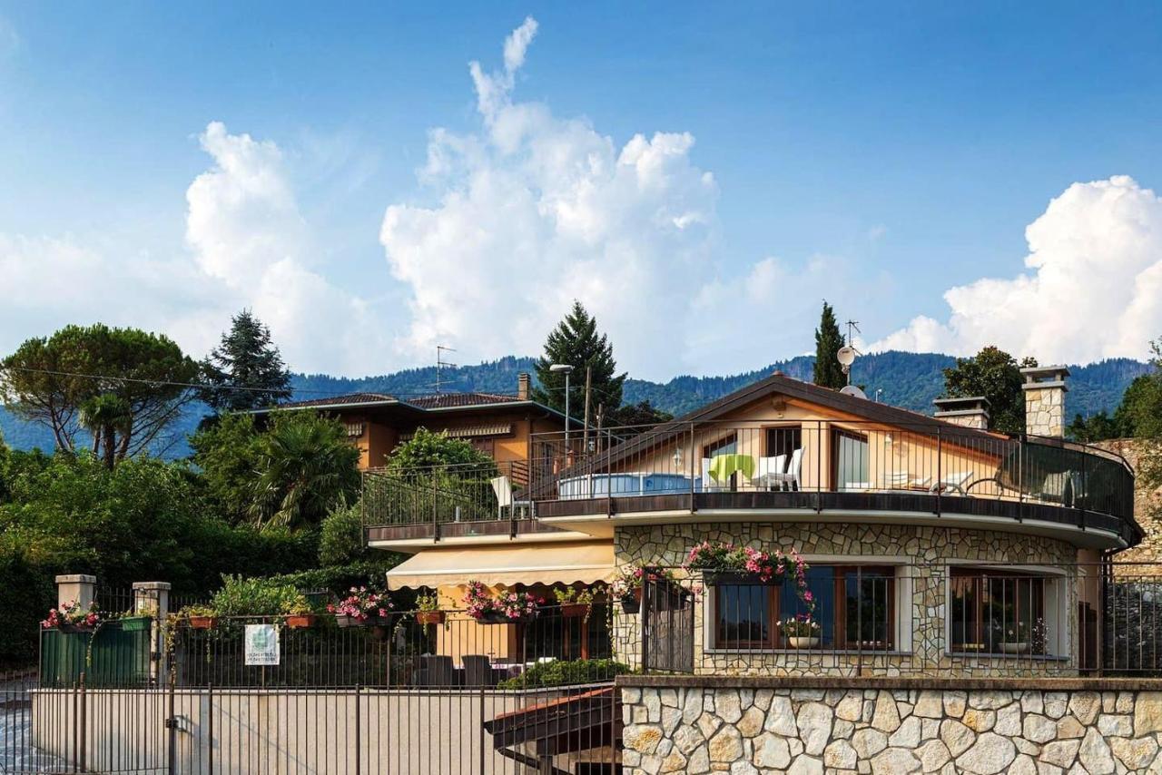 Il Sasso Bianco Bb Lägenhet Comerio Exteriör bild